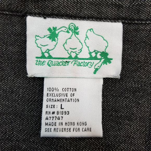 Quacker Factory Black Chambray Snowflake Button Up Shirt Size L Large - Picture 3 of 7